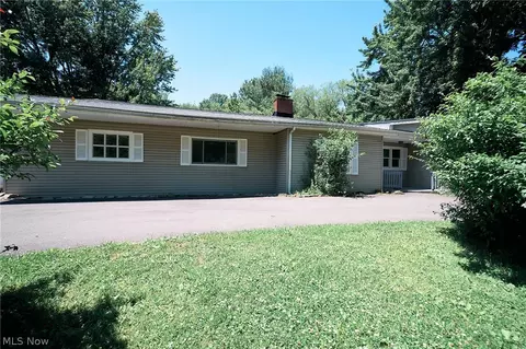 4942 Lear Nagle Rd, North Ridgeville, OH 44039