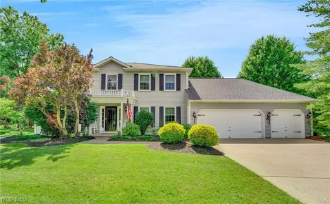 7660 Acorn Ct, Solon, OH 44139