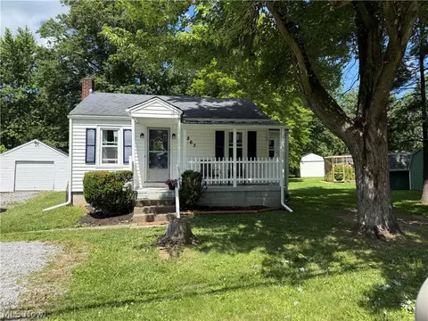 4563 Nutwood Ave NW, Champion, OH 44483