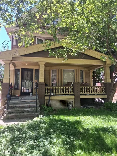 462 Eddy Rd, Cleveland, OH 44108