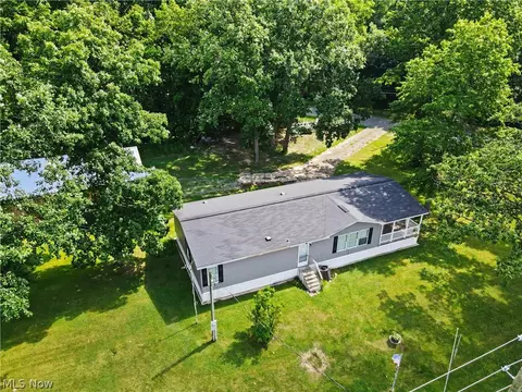 3424 Painesville Warren Rd, Southington, OH 44470