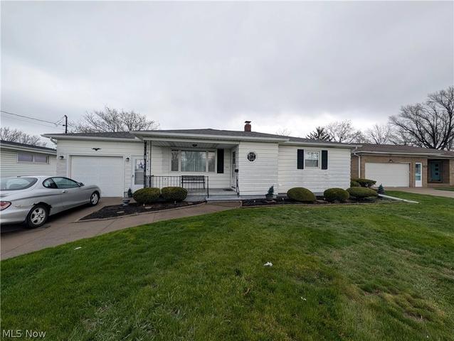 1124 W 37th St, Lorain, OH 44052