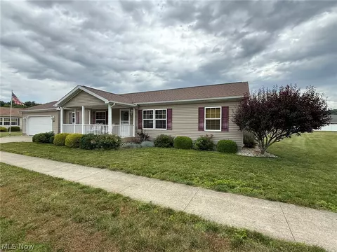 359 Saturn Dr, Dover, OH 44622 photo 38