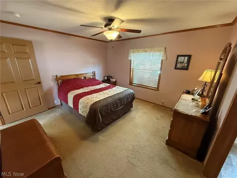 359 Saturn Dr, Dover, OH 44622 photo 19