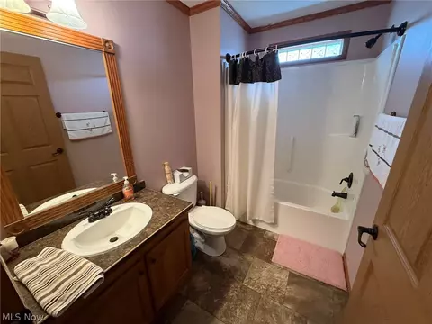 359 Saturn Dr, Dover, OH 44622 photo 26