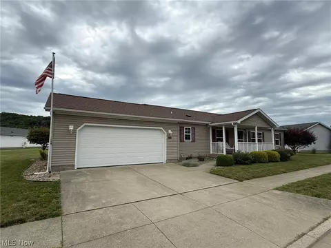 359 Saturn Dr, Dover, OH 44622 photo 37