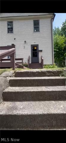 509 Rentschler St, Akron, OH 44304