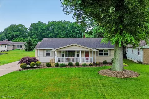 5520 Mill Creek Blvd, Youngstown, OH 44512
