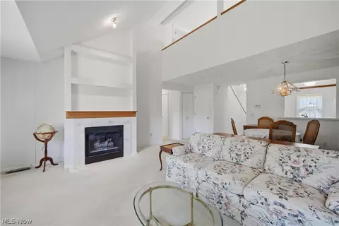 Living - 115 Denham Cir NE, Canton, OH 44721 photo 3 of 4