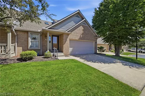 Exterior - 115 Denham Cir NE, Canton, OH 44721 photo 2 of 8