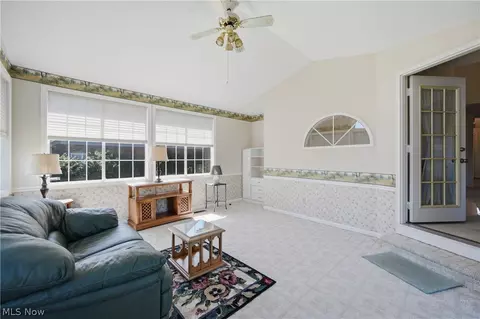 Living - 115 Denham Cir NE, Canton, OH 44721 photo 4 of 4