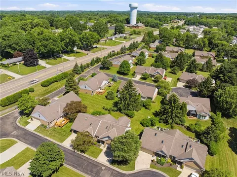 View/Area - 115 Denham Cir NE, Canton, OH 44721 photo 4 of 9