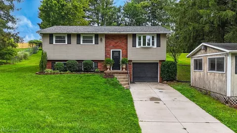 1545 Browns Rd, Marietta, OH 45750