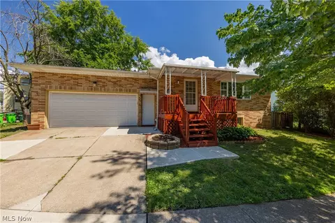 4685 Birchwood Rd, Garfield Heights, OH 44125