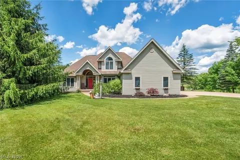 16420 Vernon Dr, West Farmington, OH 44491
