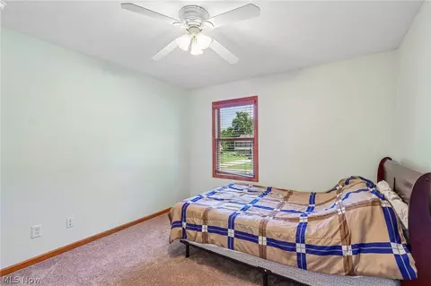 Bedroom - 964 Dock Rd, Madison, OH 44057 photo 7 of 7