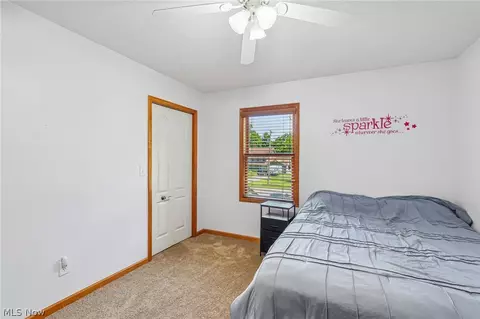 Bedroom - 964 Dock Rd, Madison, OH 44057 photo 2 of 7