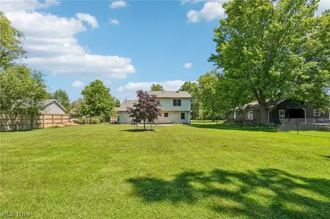 Exterior - 964 Dock Rd, Madison, OH 44057 photo 7 of 8