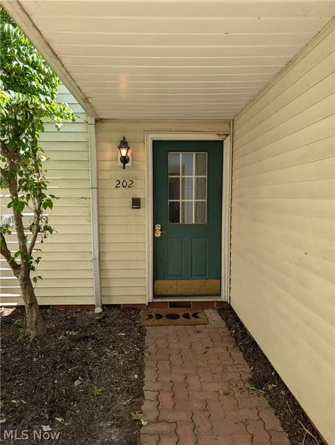 6221 Center St, Mentor, OH 44060