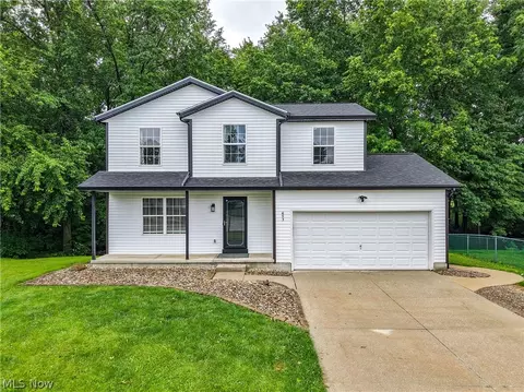 653 Diamond Cir, Ravenna, OH 44266