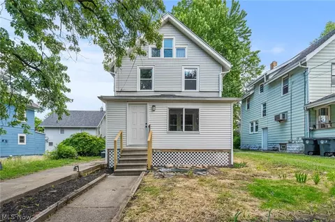 81 Cotter Ave, Akron, OH 44305