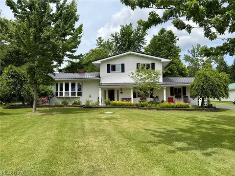 15794 Mayfield Rd, Huntsburg, OH 44046