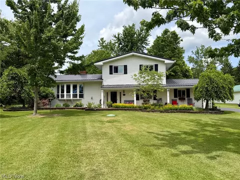 15794 Mayfield Rd, Huntsburg, OH 44046