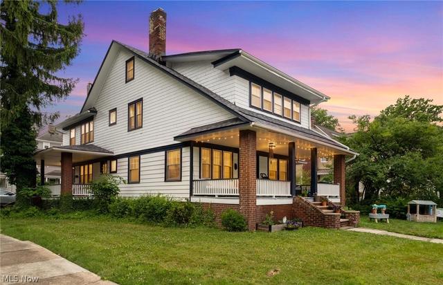 3124 Edgehill Rd, Cleveland Heights, OH 44118