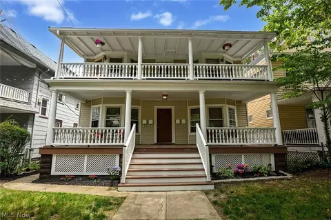 1323 Beach Ave, Lakewood, OH 44107