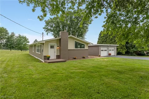 12500 Salem Warren Rd, Salem, OH 44460