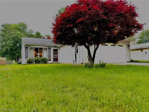 46 E Shore Blvd, Eastlake, OH 44095
