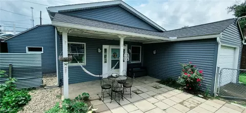 2060 Licking Rd, Zanesville, OH 43701