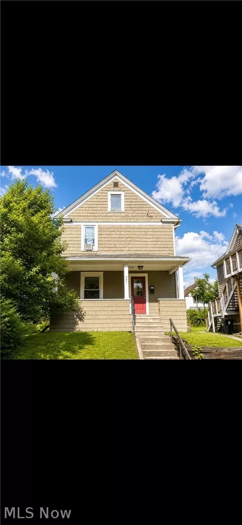 501 Rentschler St, Akron, OH 44304