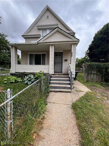 688 E 96th St, Cleveland, OH 44108