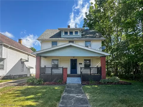 40 Madison Ave, Niles, OH 44446