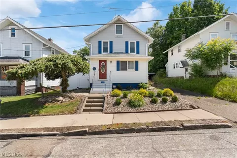 1035 Auld St, Alliance, OH 44601