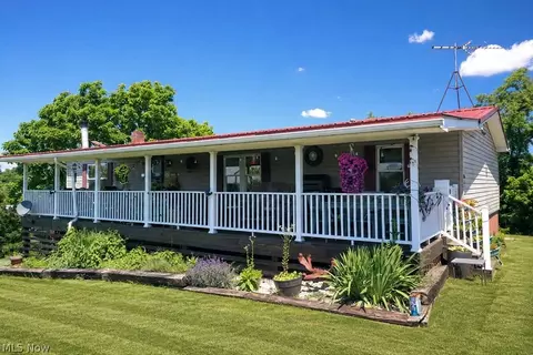 150 Fire Fly Ln, Moundsville, WV 26041