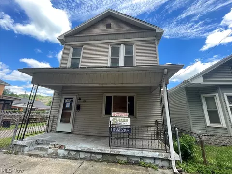 810 N 6th Ave, Steubenville, OH 43952