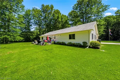 Exterior - 3705 Shadyside Ave, Ashtabula, OH 44004 photo 8 of 11