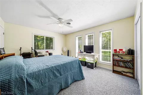 Bedroom - 3705 Shadyside Ave, Ashtabula, OH 44004 photo 3 of 8