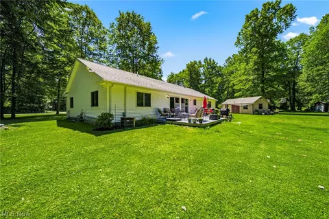 Exterior - 3705 Shadyside Ave, Ashtabula, OH 44004 photo 5 of 11