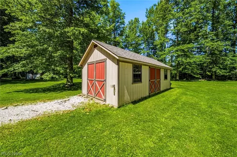 Exterior - 3705 Shadyside Ave, Ashtabula, OH 44004 photo 10 of 11
