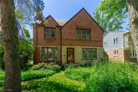 2614 Charney Rd, University Heights, OH 44118