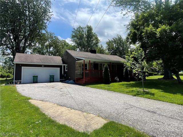 353 Ansel Rd, Geneva, OH 44041