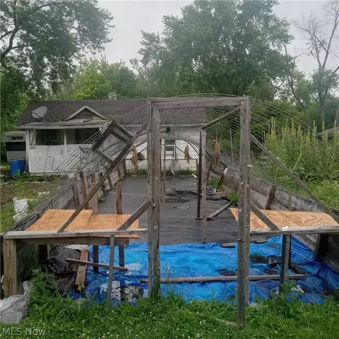 Exterior - 731 16th St, Elyria, OH 44035 photo 1 of 7