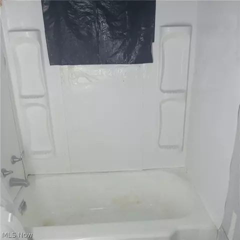 Bath - 731 16th St, Elyria, OH 44035 photo 3 of 3