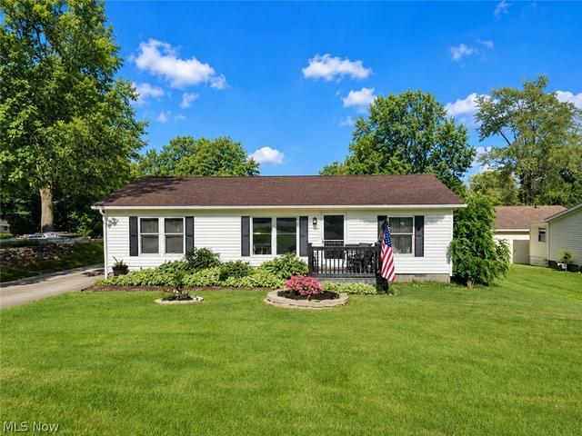 6286 Spring St, Ravenna, OH 44266