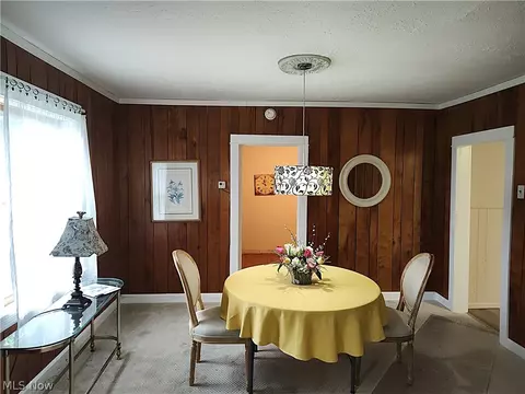 Dining - 1420 Bridge St, Ashtabula, OH 44004 photo 1 of 4