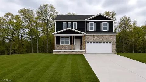 6256 Cooper Hawk Dr, Medina, OH 44256