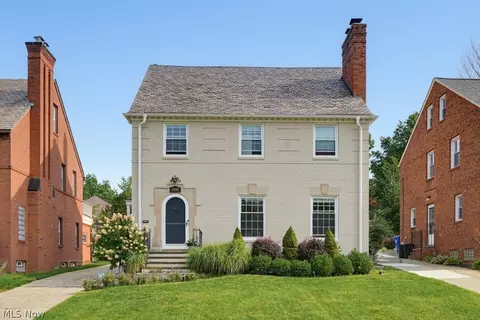 3801 Washington Blvd, University Heights, OH 44118